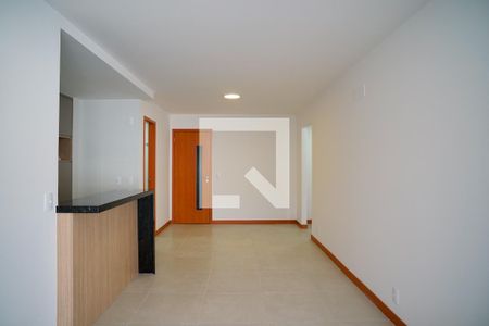 Sala de apartamento para alugar com 2 quartos, 90m² em Piratininga, Niterói