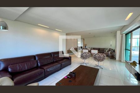 Sala de apartamento à venda com 2 quartos, 288m² em Belvedere, Belo Horizonte