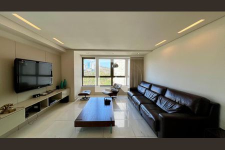 Sala de apartamento à venda com 2 quartos, 288m² em Belvedere, Belo Horizonte