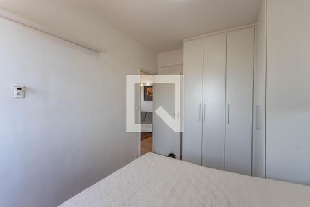 Quarto 1 de apartamento para alugar com 2 quartos, 60m² em Jardim Maria Leonor, Diadema