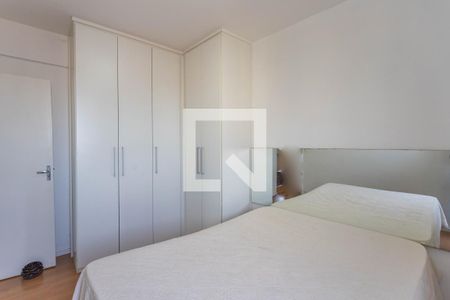 Quarto 1 de apartamento para alugar com 2 quartos, 60m² em Jardim Maria Leonor, Diadema