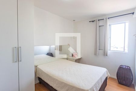 Quarto 1 de apartamento para alugar com 2 quartos, 60m² em Jardim Maria Leonor, Diadema