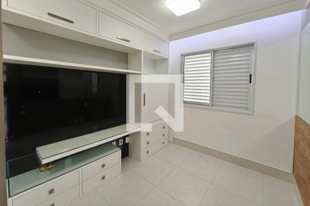 Sala de Estar de apartamento à venda com 2 quartos, 89m² em Parque Prado, Campinas