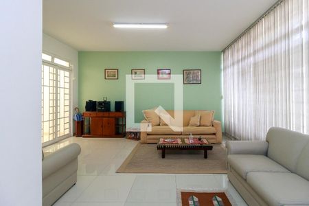 Sala de casa para alugar com 3 quartos, 200m² em Chácara Santo Antônio (zona Sul), São Paulo