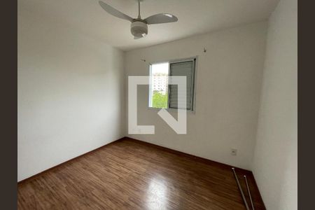 Quarto 2 de apartamento para alugar com 2 quartos, 68m² em Jardim Santa Izabel, Cotia