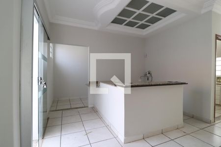 Sala de casa para alugar com 3 quartos, 107m² em Centro, Uberlândia