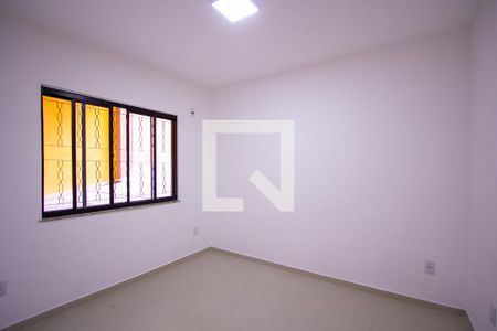 Quarto 1 de casa para alugar com 3 quartos, 120m² em Mutondo, São Gonçalo
