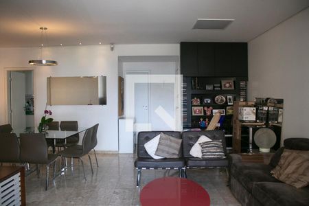 Sala de apartamento à venda com 4 quartos, 140m² em Funcionários, Belo Horizonte