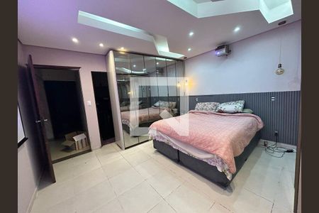 Foto 02 de casa à venda com 7 quartos, 180m² em Cidade Líder, São Paulo