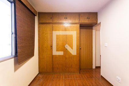 Quarto 1 de apartamento para alugar com 2 quartos, 58m² em Parque São Jorge, São Paulo