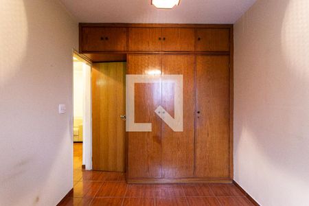 Quarto 2 de apartamento para alugar com 2 quartos, 58m² em Parque São Jorge, São Paulo