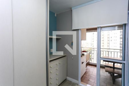 Quarto 1 de apartamento à venda com 3 quartos, 81m² em Vila Sonia, São Paulo