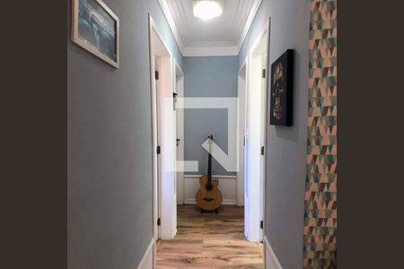 Corredor de apartamento à venda com 3 quartos, 69m² em Centro, Guarulhos