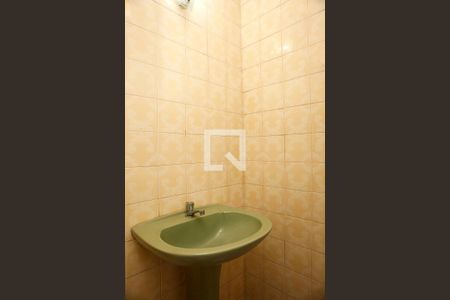 Lavabo de apartamento para alugar com 2 quartos, 79m² em Partenon, Porto Alegre
