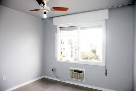 Quarto 2 de apartamento para alugar com 2 quartos, 79m² em Partenon, Porto Alegre