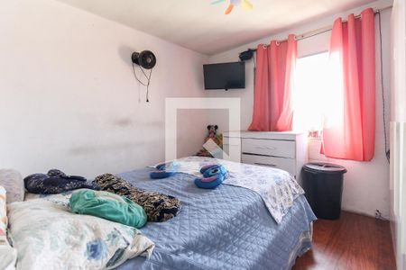 Quarto 2 de casa para alugar com 2 quartos, 109m² em Vila Campanela, São Paulo