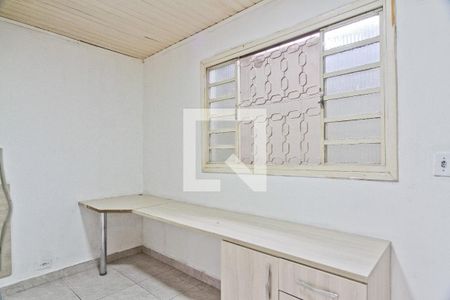 Quarto 2 de casa para alugar com 2 quartos, 70m² em Freguesia do Ó, São Paulo