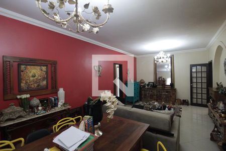 Sala de casa à venda com 3 quartos, 375m² em Santa Amelia, Belo Horizonte