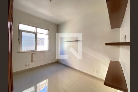 Quarto 1 de apartamento para alugar com 2 quartos, 75m² em Lins de Vasconcelos, Rio de Janeiro
