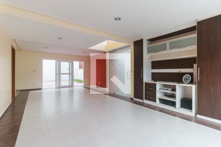 Sala de casa de condomínio para alugar com 2 quartos, 210m² em Vila Oliveira, Mogi das Cruzes
