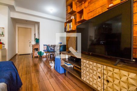 Sala de apartamento à venda com 3 quartos, 72m² em Jardim Tupanci, Barueri