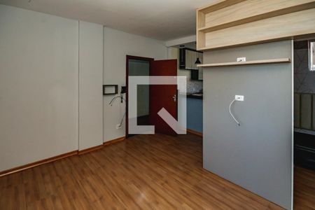 Sala de apartamento para alugar com 3 quartos, 69m² em Nova Cachoeirinha, Belo Horizonte
