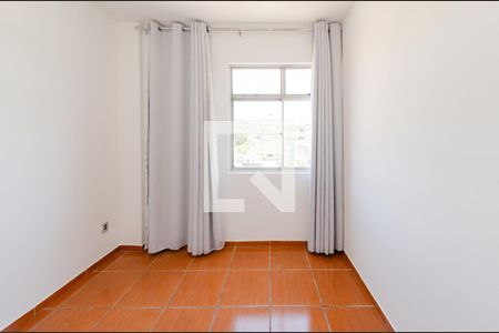 Quarto 2 de apartamento para alugar com 2 quartos, 68m² em João Pinheiro, Belo Horizonte