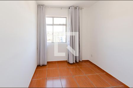 Quarto 1 de apartamento para alugar com 2 quartos, 68m² em João Pinheiro, Belo Horizonte