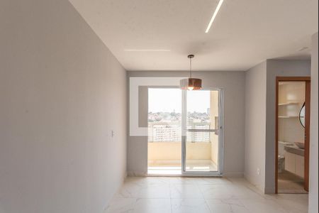 Sala de apartamento à venda com 2 quartos, 55m² em Jardim Nova Europa, Campinas