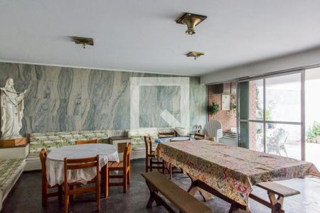 Casa à venda com 5 quartos, 712m² em Vila Cordeiro, São Paulo