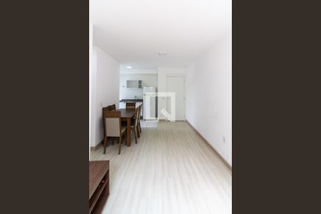 Sala de apartamento para alugar com 2 quartos, 43m² em Santo Amaro, São Paulo