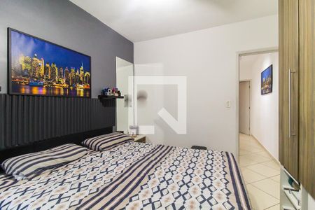 Quarto 1 de casa de condomínio à venda com 2 quartos, 72m² em Vila Taquari, São Paulo