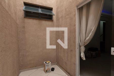 Área de Luz de casa para alugar com 3 quartos, 284m² em Jardim Parada do Alto, Sorocaba