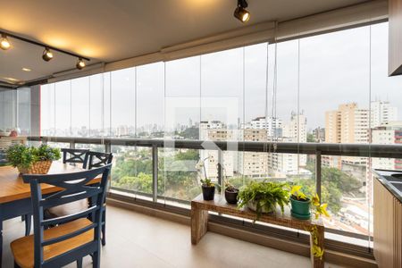 Apartamento à venda com 2 quartos, 68m² em Vila Ipojuca, São Paulo