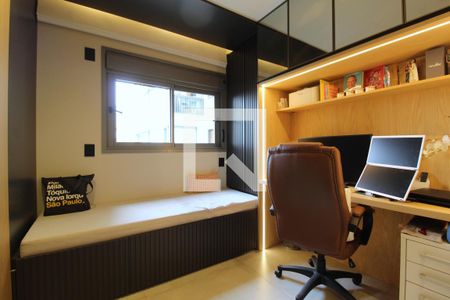 Quarto  de apartamento para alugar com 2 quartos, 65m² em Indianópolis, São Paulo