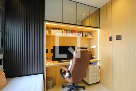 Quarto  de apartamento para alugar com 2 quartos, 65m² em Indianópolis, São Paulo