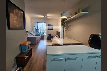 Sala de apartamento à venda com 3 quartos, 64m² em Jardim Aeroporto, São Paulo