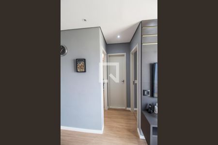 Corredor de apartamento para alugar com 2 quartos, 55m² em Jardim do Líbano, Barueri