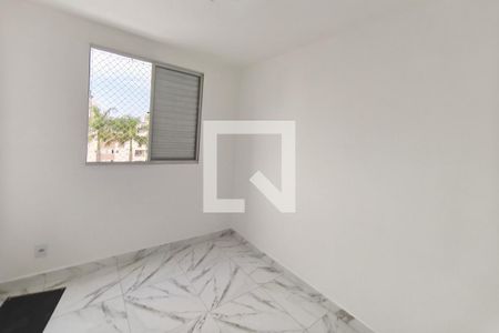 Quarto 2 de apartamento para alugar com 2 quartos, 44m² em Jardim Nova Europa, Campinas