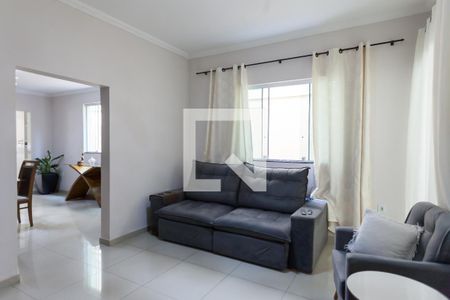 Sala de casa para alugar com 3 quartos, 178m² em Tres Barras, Contagem