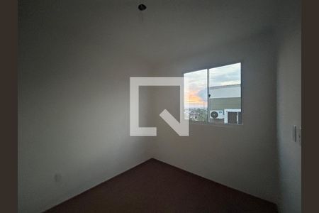 Quarto 2 de apartamento para alugar com 2 quartos, 40m² em Rondônia, Novo Hamburgo