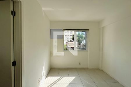 Suíte de apartamento para alugar com 3 quartos, 102m² em Botafogo, Rio de Janeiro