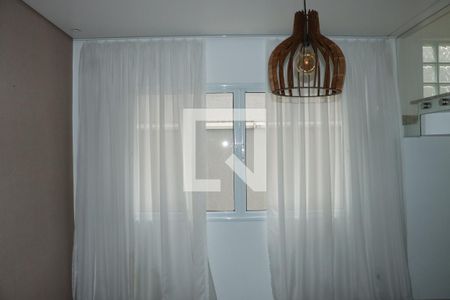 Sala 2 de casa de condomínio para alugar com 3 quartos, 137m² em Jardim Nova Coimbra, Cotia