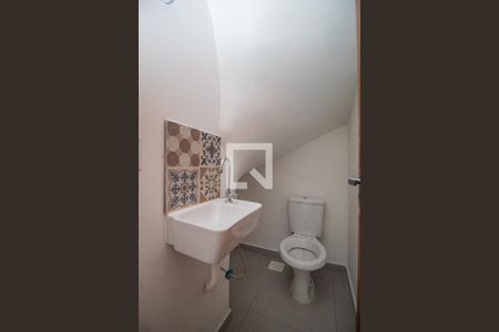 Lavabo de casa de condomínio para alugar com 2 quartos, 60m² em Vila Nova, Porto Alegre