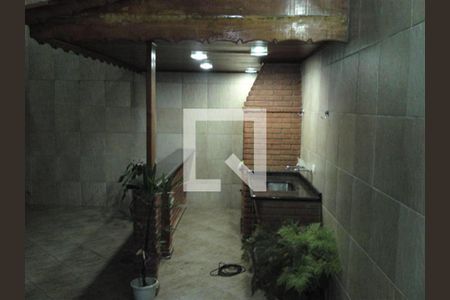 Foto 12 de casa à venda com 4 quartos, 330m² em Vila Antonieta, São Paulo