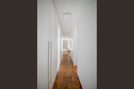 Corredor de apartamento para alugar com 2 quartos, 80m² em Itaim Bibi, São Paulo
