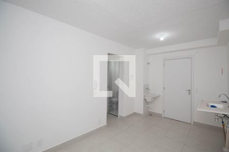 Sala/Cozinha de apartamento para alugar com 2 quartos, 32m² em Parque Novo Mundo, São Paulo