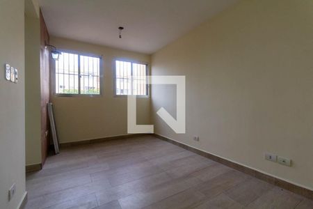 Sala de apartamento para alugar com 2 quartos, 56m² em Vila Silvia, São Paulo