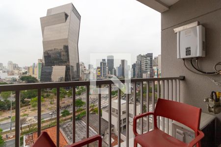 Vista/Varanda de kitnet/studio à venda com 1 quarto, 30m² em Pinheiros, São Paulo
