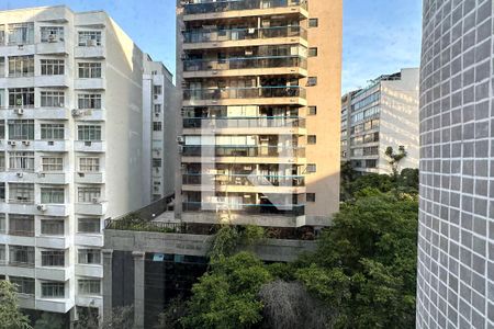 Vista do Quarto 01 de apartamento à venda com 3 quartos, 140m² em Copacabana, Rio de Janeiro